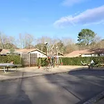 Chalet Les Flots Dazzure -chalet Piscine Loisirs