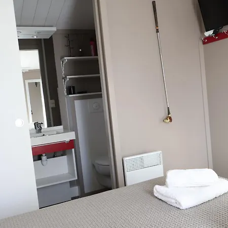 Les Flots Dazzure -chalet Piscine Loisirs Chalet Azur