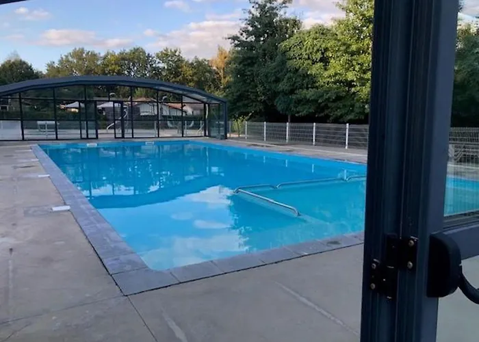 Les Flots Dazzure -chalet Piscine Loisirs شاليه Azur